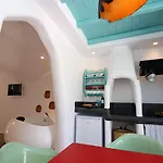 Naxos Cave شقة ستيليدا