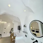 Naxos Cave Apartment