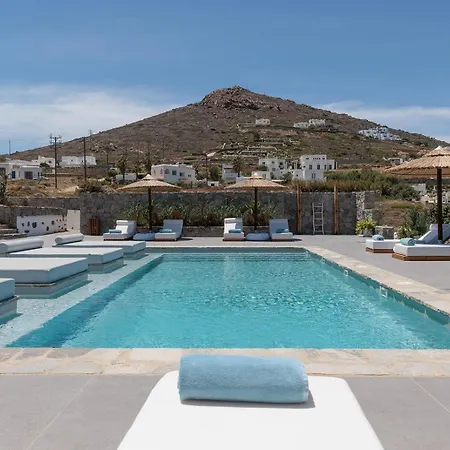 Naxos Cave Апартаменты *