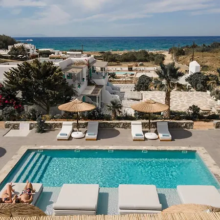 Naxos Cave Апартаменты *
